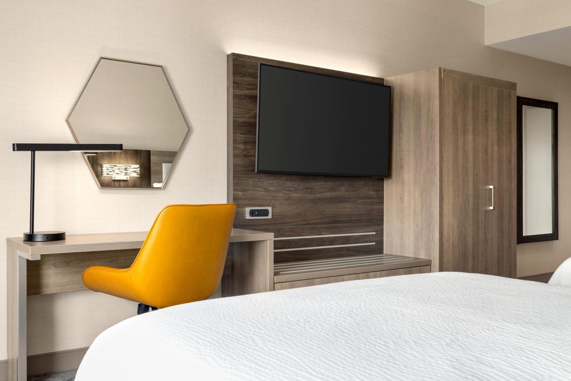 Holiday Inn Express - Strathroy By Ihg المظهر الخارجي الصورة