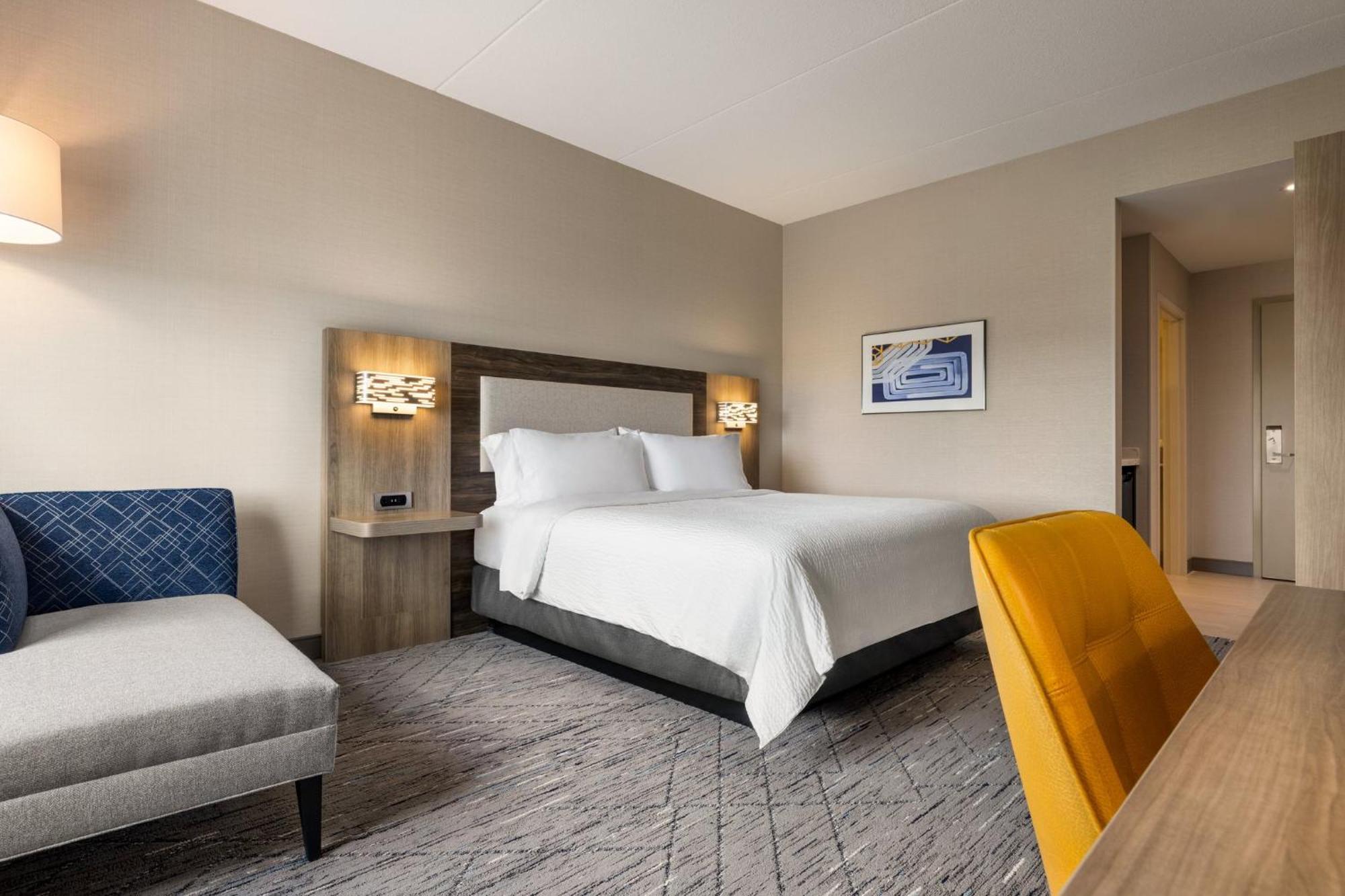 Holiday Inn Express - Strathroy By Ihg المظهر الخارجي الصورة